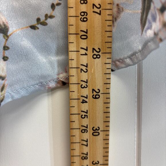 Easel Women's Satin Floral Boho Cottage Blouse Size M Feminine Puff Sleeve NWT - Picture 10 of 11